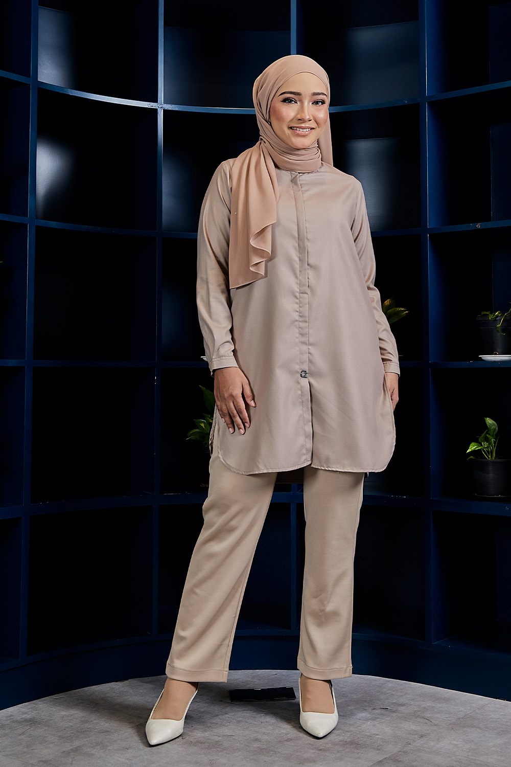 Aileen Blouse - Soft Brown